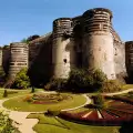 Замъкът Анже на река Лоара