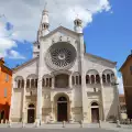 Катедрала в Модена