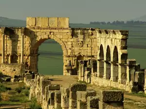 Исторически Забележителности - Снимка Римският град Волубилис