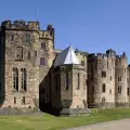 Замъкът Алнуик в Англия