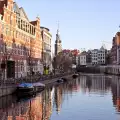 По каналите на Амстердам