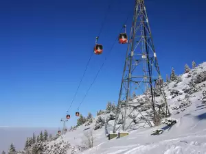 Кабинковият лифт в Боровец
