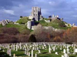 Замъкът Корф (Corfe)