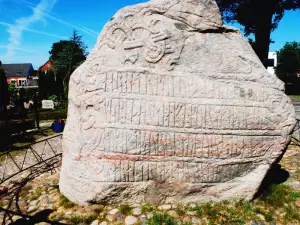 Руническите камъни в Елинге