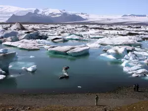 Ледниковото езеро Йокулсарлон