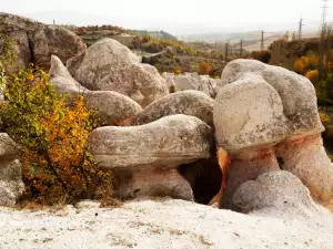 Каменна Сватба