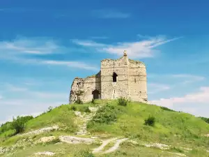 Крепостта Букелон при село Маточина