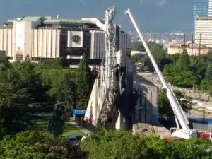 Поставят лъва от Войнишкия паметник пред НДК