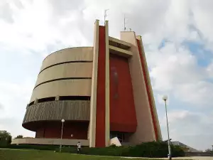 Лекоатлетическа обиколка на музеите в Плевен по случай празника