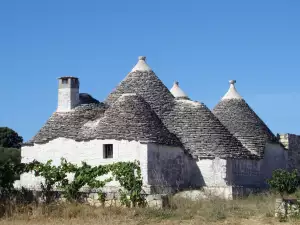Италиански селца привличат туристи с колоритни имена