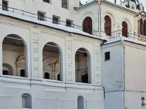 Дворецa Терем