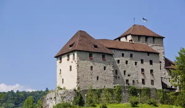 Замъкът Шатенбург