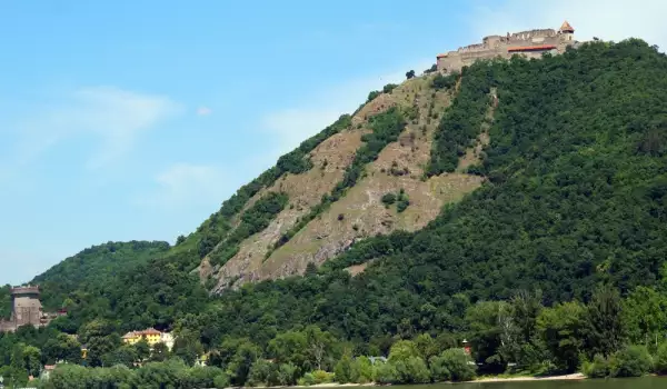 замъкът Вишеград