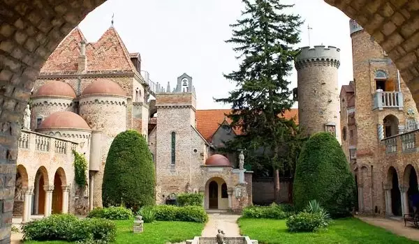 Замък Боривар, Унгария