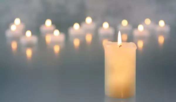 Свещи