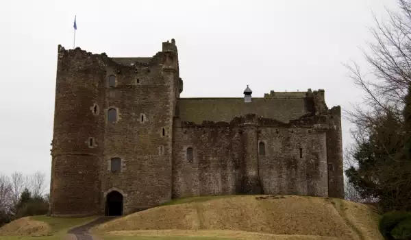 Замъкът Дун в Шотландия