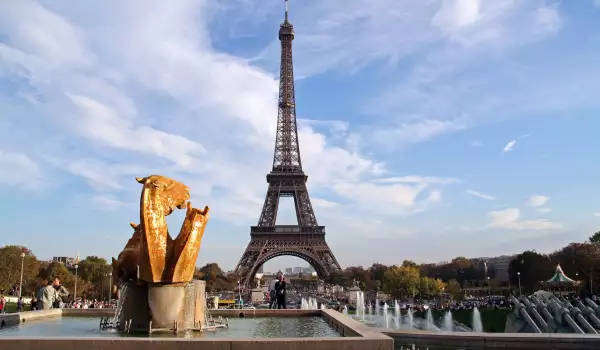 Париж - Айфеловата Кула