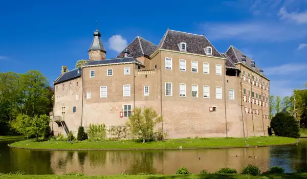 Замъкът Берг в Холандия