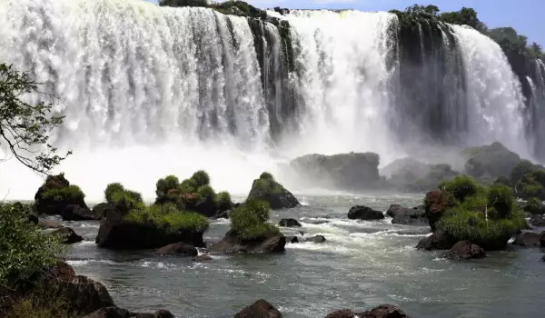 Най-големият водопад в света - Игуасу
