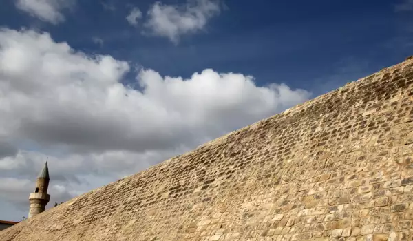 Джамията Лала Мустафа паша
