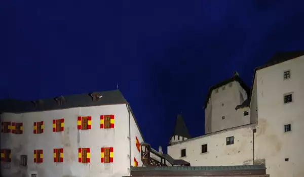 Замъкът Локенхаус