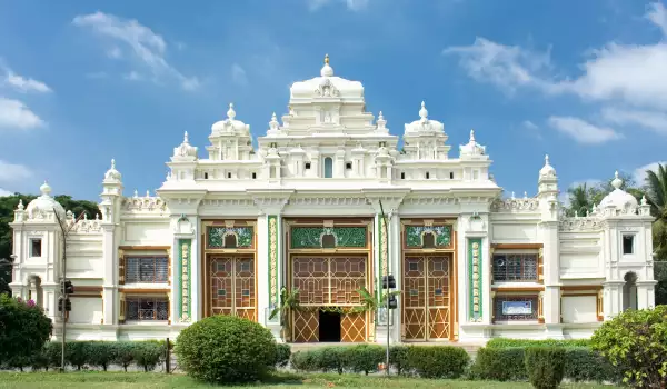 Майсорския дворец в Индия