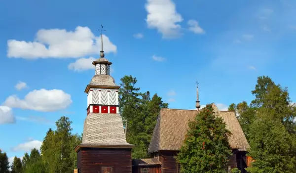 Дървена църква Петяиявеси