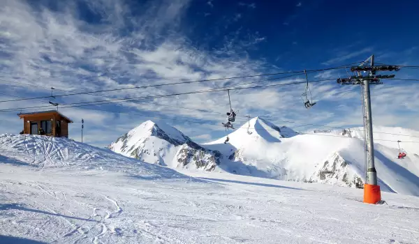 В района на Банско все още няма условия за ски