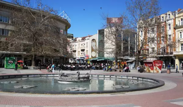 Пловдив централен площад