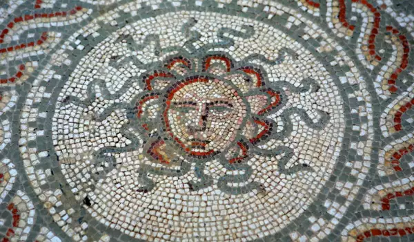 Римска мозайка