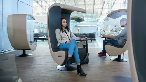 Кресла за тишина и безплатна йога на летището във Франкфурт