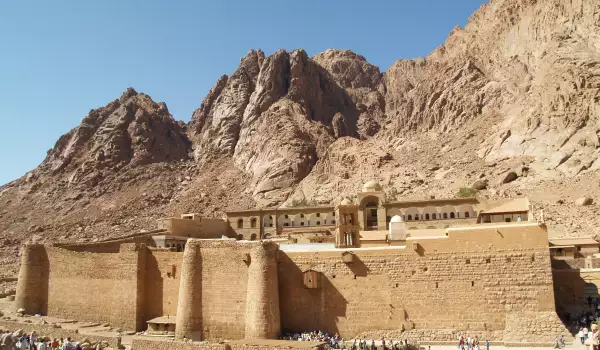 Синайски манастир в Египет
