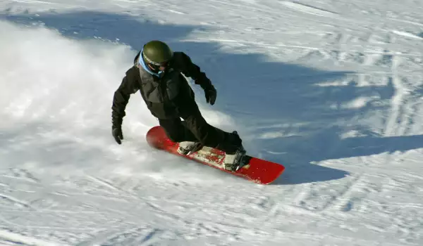 Ски център Картала открива сезона в неделя