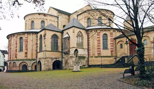 Църква Св. Богородица Капитолска в Кьолн