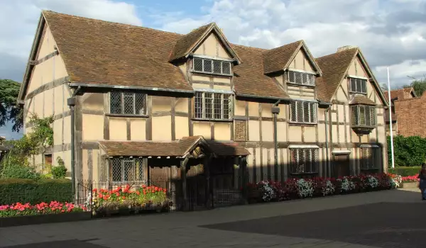 Къщата на Шекспир в Англия