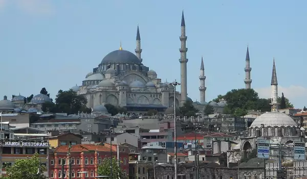 Джамията Сюлейман