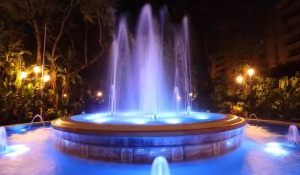Откриха пеещия фонтан във Варна