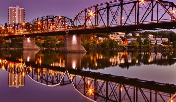 Мост в Саскатун, Канада
