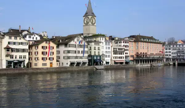 Река Лимат в Цюрих