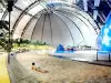 Най-големият аквапарк на закрито се намира в хангар