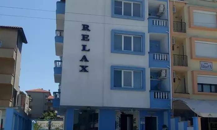 Семеен хотел Релакс Приморско
