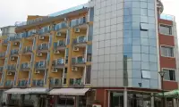 Хотел Ева Приморско